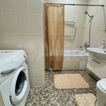 Сдается 1-комнатная квартира, 44 м²