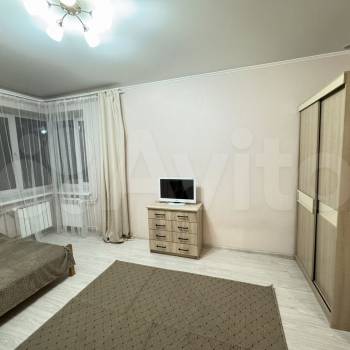 Сдается 1-комнатная квартира, 44 м²