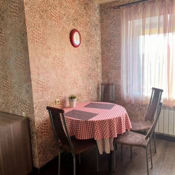 Продается 1-комнатная квартира, 41,8 м²