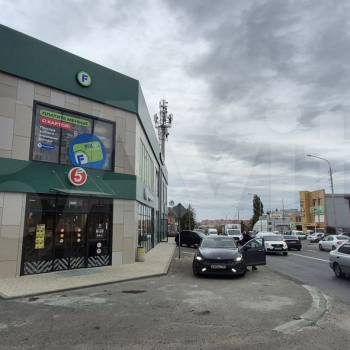 Сдается Нежилое помещение, 177 м²