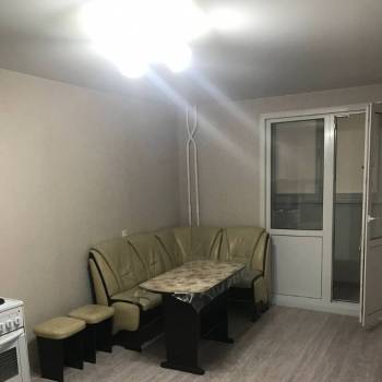 Сдается Многокомнатная квартира, 75 м²