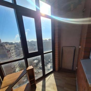 Продается 1-комнатная квартира, 28 м²