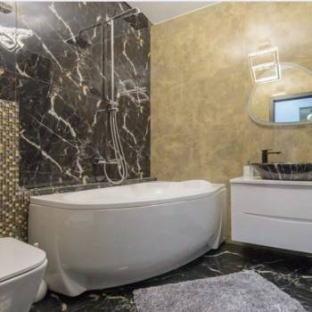 Продается Многокомнатная квартира, 122,2 м²