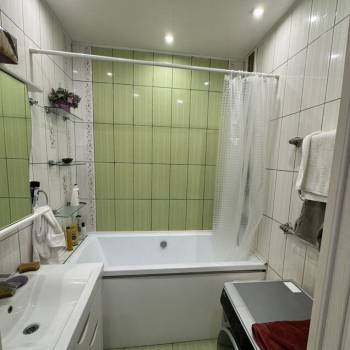 Продается 2-х комнатная квартира, 64 м²