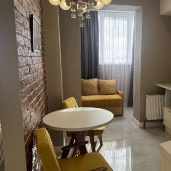 Сдается 1-комнатная квартира, 35 м²