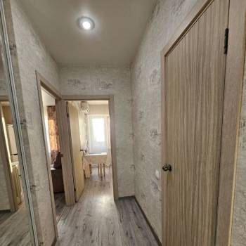 Сдается 1-комнатная квартира, 37 м²