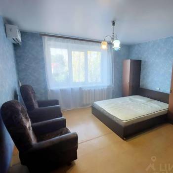 Сдается 1-комнатная квартира, 36 м²