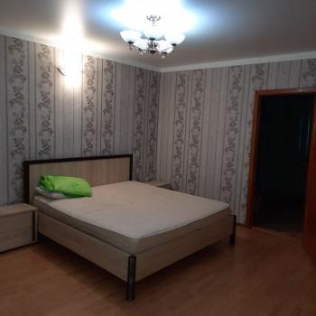 Сдается Многокомнатная квартира, 111 м²