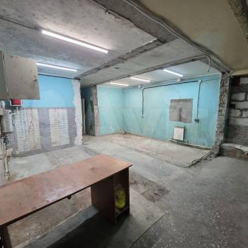 Сдается Нежилое помещение, 193 м²