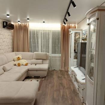 Продается Многокомнатная квартира, 100 м²