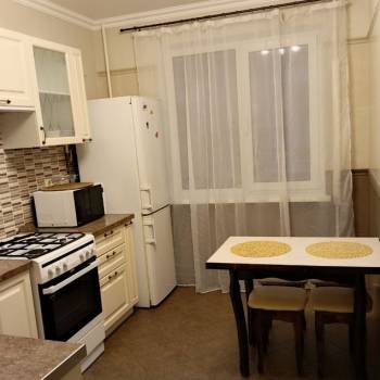 Сдается Многокомнатная квартира, 65 м²