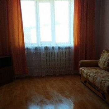 Продается 1-комнатная квартира, 42 м²