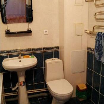 Продается 1-комнатная квартира, 42 м²