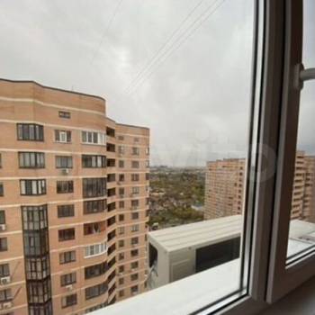 Продается 1-комнатная квартира, 43 м²