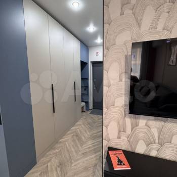 Продается 1-комнатная квартира, 32 м²