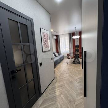 Продается 1-комнатная квартира, 32 м²