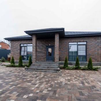 Продается Дом, 180 м²