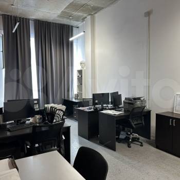 Сдается Нежилое помещение, 550 м²