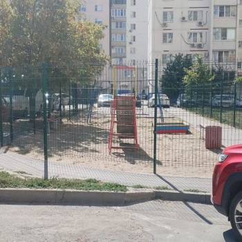 Продается 1-комнатная квартира, 42 м²