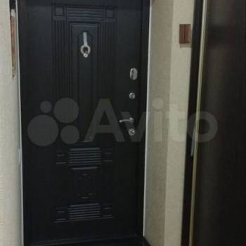 Продается 1-комнатная квартира, 42 м²