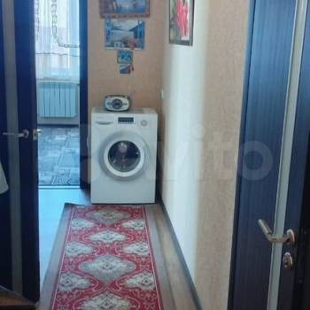 Продается 1-комнатная квартира, 42 м²