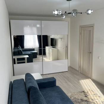 Сдается 1-комнатная квартира, 38 м²