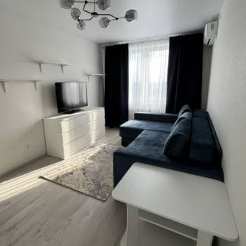 Сдается 1-комнатная квартира, 38 м²