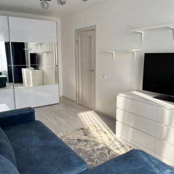 Сдается 1-комнатная квартира, 38 м²