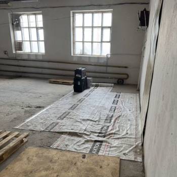 Сдается Нежилое помещение, 250 м²