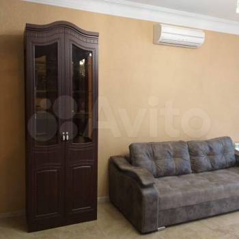 Продается 1-комнатная квартира, 68 м²