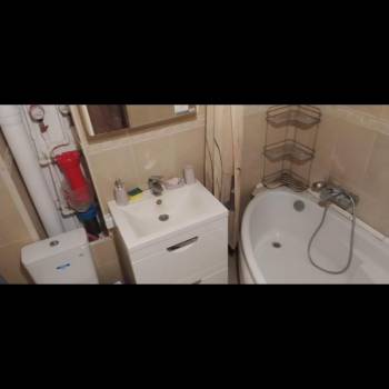 Сдается Многокомнатная квартира, 60 м²