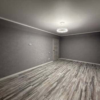 Продается 1-комнатная квартира, 37,6 м²