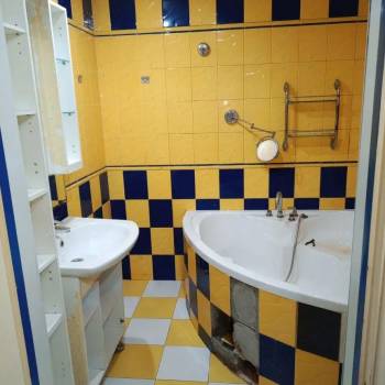 Сдается 1-комнатная квартира, 67,5 м²