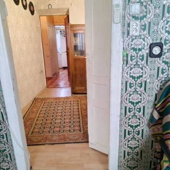 Продается Многокомнатная квартира, 71 м²