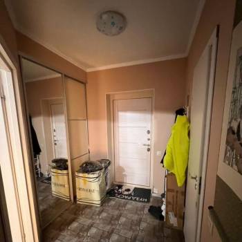 Продается 1-комнатная квартира, 41,7 м²