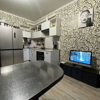 Продается 1-комнатная квартира, 41,7 м²