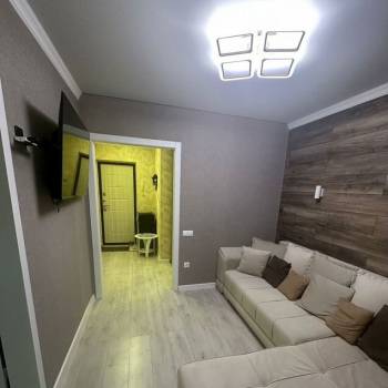 Продается 1-комнатная квартира, 35 м²