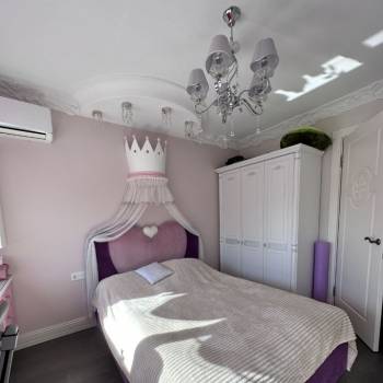 Продается Многокомнатная квартира, 115 м²