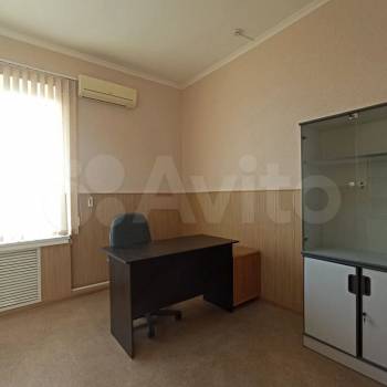 Сдается Нежилое помещение, 12 м²