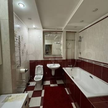 Сдается Многокомнатная квартира, 70 м²