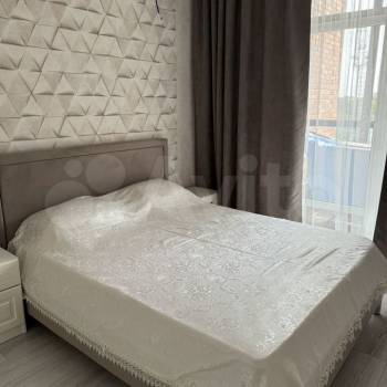 Сдается 2-х комнатная квартира, 79 м²