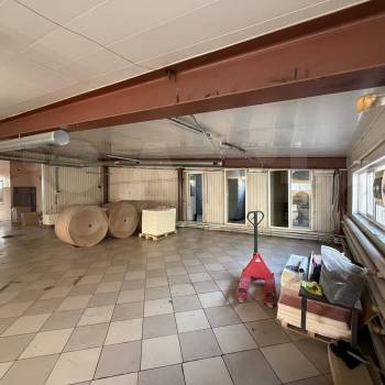 Сдается Нежилое помещение, 620 м²