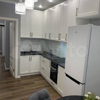 Сдается 1-комнатная квартира, 40 м²