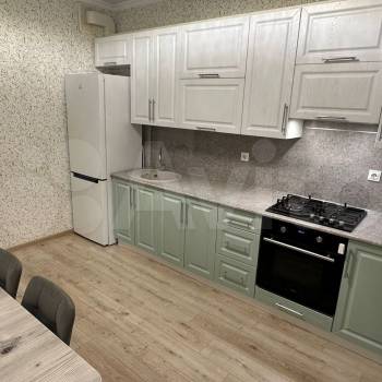 Сдается 1-комнатная квартира, 43 м²