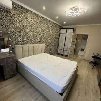 Сдается 1-комнатная квартира, 43 м²