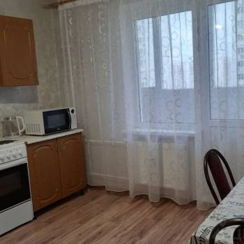 Сдается 1-комнатная квартира, 37 м²