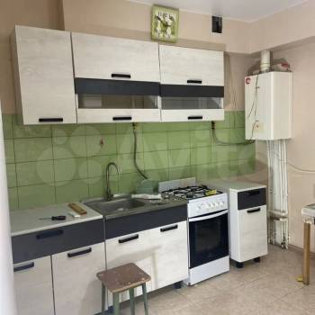 Сдается 2-х комнатная квартира, 76 м²