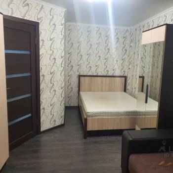 Сдается 1-комнатная квартира, 40 м²