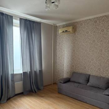 Сдается 1-комнатная квартира, 37 м²