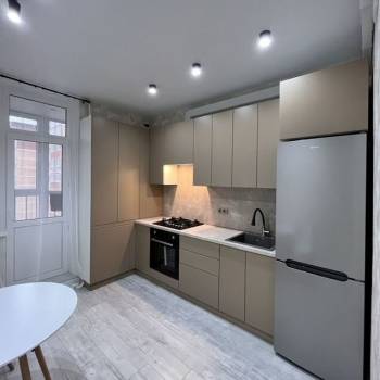 Сдается 1-комнатная квартира, 37 м²